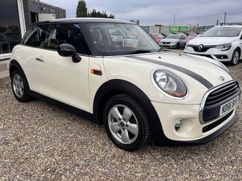 MINI Hatch 1.5 Cooper D Auto Euro 6 (s/s) 3dr