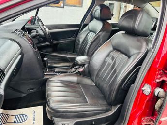 Peugeot 407 2.0 HDi Sport 4dr