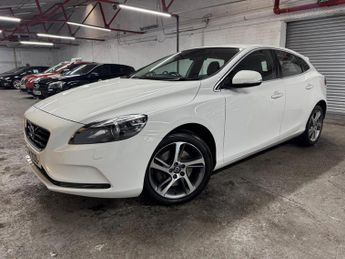 Volvo V40 2.0 D3 SE Lux Nav Euro 5 (s/s) 5dr