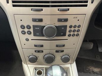 Vauxhall Astra 1.8i 16v Life 5dr