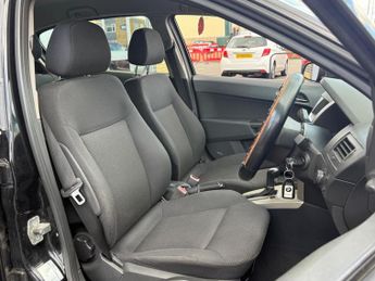 Vauxhall Astra 1.8i 16v Life 5dr