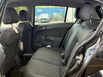 Vauxhall Astra 1.8i 16v Life 5dr