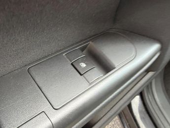 Vauxhall Astra 1.8i 16v Life 5dr