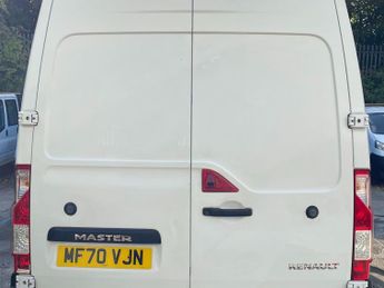 Renault Master 2.3 dCi ENERGY 35 Business Quickshift FWD LWB High Roof Euro 6 (