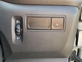 Renault Master 2.3 dCi ENERGY 35 Business Quickshift FWD LWB High Roof Euro 6 (