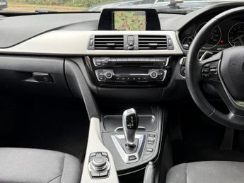 BMW 3 Series 2.0 330e 7.6kWh SE Auto Euro 6 (s/s) 4dr