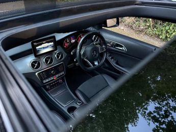 Mercedes-Benz GLA 2.1 GLA220d AMG Line (Premium Plus) 7G-DCT 4MATIC Euro 6 (s/s) 5
