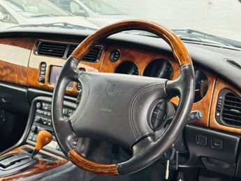 Jaguar XKR 4.0 Supercharged 2dr