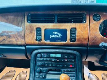 Jaguar XKR 4.0 Supercharged 2dr