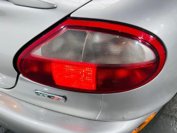 Jaguar XKR 4.0 Supercharged 2dr