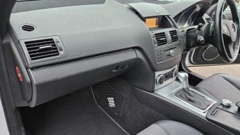 Mercedes-Benz C Class 1.6 C180K BlueEfficiency Sport Auto Euro 4 5dr