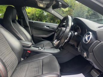 Mercedes-Benz A Class 2.1 A200d AMG Line (Premium) 7G-DCT Euro 6 (s/s) 5dr