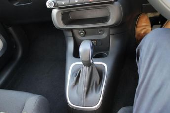 Citroen C3 1.2 PureTech PLUS EAT6 Euro 6 (s/s) 5dr