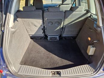 Ford Focus C-Max 2.0 Zetec 5dr