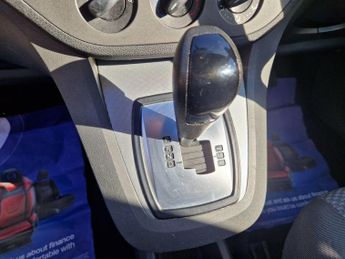 Ford Focus C-Max 2.0 Zetec 5dr