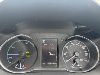 Toyota Yaris 1.5 VVT-h Y20 Bi-tone E-CVT Euro 6 (s/s) 5dr