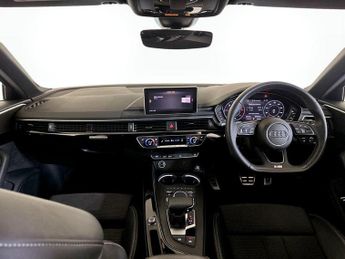 Audi A4 Avant 2.0 TDI 40 Black Edition S Tronic quattro Euro 6 (s/s) 5dr