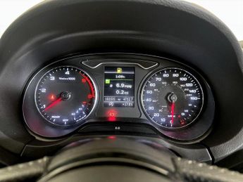 Audi A3 2.0 TDI S line Euro 6 (s/s) 4dr