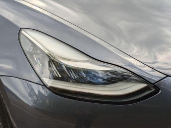 Tesla Model 3 (Dual Motor) Long Range Auto 4WDE 4dr
