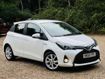 Toyota Yaris 1.5 VVT-h Sport E-CVT Euro 6 5dr