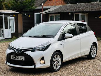 Toyota Yaris 1.5 VVT-h Sport E-CVT Euro 6 5dr