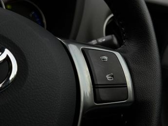 Toyota Yaris 1.5 VVT-h Sport E-CVT Euro 6 5dr