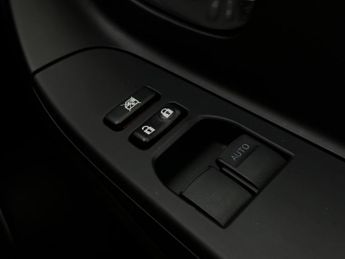 Toyota Yaris 1.5 VVT-h Sport E-CVT Euro 6 5dr