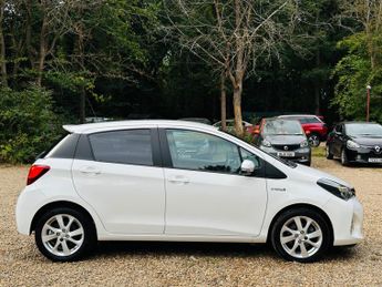 Toyota Yaris 1.5 VVT-h Sport E-CVT Euro 6 5dr