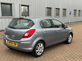 Vauxhall Corsa 1.4i 16v Design 5dr (a/c)