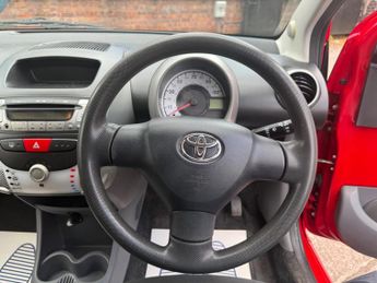 Toyota AYGO 1.0 VVT-i + MultiMode Euro 4 3dr