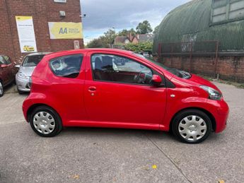 Toyota AYGO 1.0 VVT-i + MultiMode Euro 4 3dr