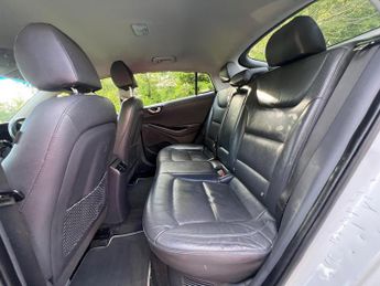 Hyundai IONIQ 1.6 h-GDi Premium SE DCT Euro 6 (s/s) 5dr