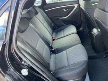 Hyundai i30 1.6 CRDi Active Auto Euro 5 5dr