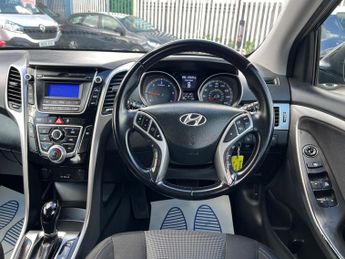 Hyundai i30 1.6 CRDi Active Auto Euro 5 5dr