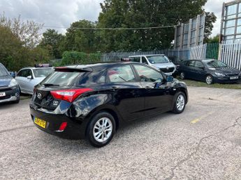 Hyundai i30 1.6 CRDi Active Auto Euro 5 5dr