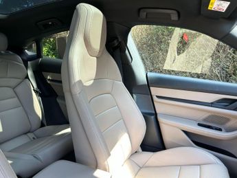 Porsche Taycan Performance 79.2kWh 4S Auto 4WD 4dr (11kW Charger)