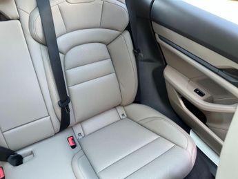 Porsche Taycan Performance 79.2kWh 4S Auto 4WD 4dr (11kW Charger)
