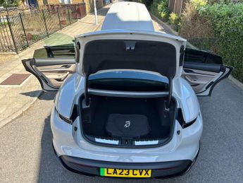 Porsche Taycan Performance 79.2kWh 4S Auto 4WD 4dr (11kW Charger)