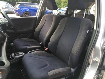 Honda Jazz 1.4 i-VTEC ES CVT Euro 5 5dr