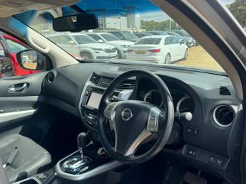 Nissan Navara 2.3 dCi Tekna Auto 4WD Euro 6 4dr