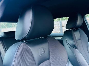 Audi A3 2.0 TDI S line Sportback S Tronic Auto 6Spd quattro Euro 6 (s/s)