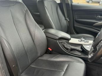 BMW 3 Series 2.0 320d SE Touring Auto Euro 5 (s/s) 5dr