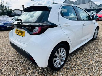 Toyota Yaris 1.5 VVT-h Icon E-CVT Euro 6 (s/s) 5dr