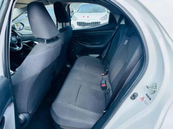 Toyota Yaris 1.5 VVT-h Icon E-CVT Euro 6 (s/s) 5dr