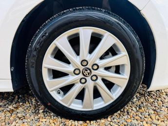 Toyota Yaris 1.5 VVT-h Icon E-CVT Euro 6 (s/s) 5dr