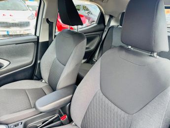 Toyota Yaris 1.5 VVT-h Icon E-CVT Euro 6 (s/s) 5dr