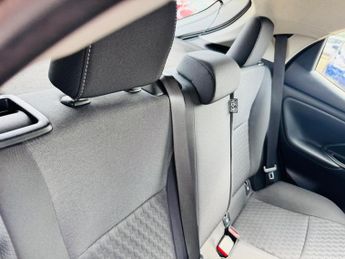 Toyota Yaris 1.5 VVT-h Icon E-CVT Euro 6 (s/s) 5dr