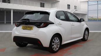 Toyota Yaris 1.5 VVT-h Icon E-CVT Euro 6 (s/s) 5dr