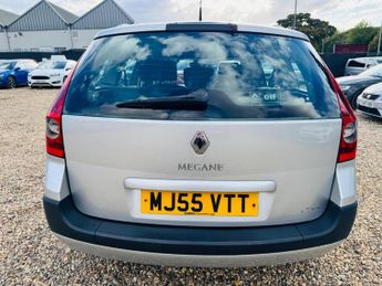 Renault Megane 1.5 dCi Oasis 5dr