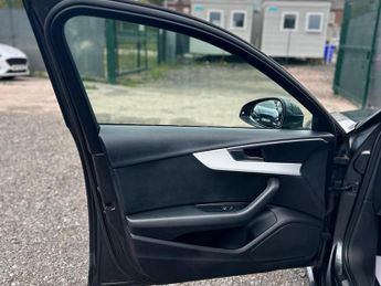 Audi A4 2.0 TDI S line S Tronic quattro Euro 6 (s/s) 4dr